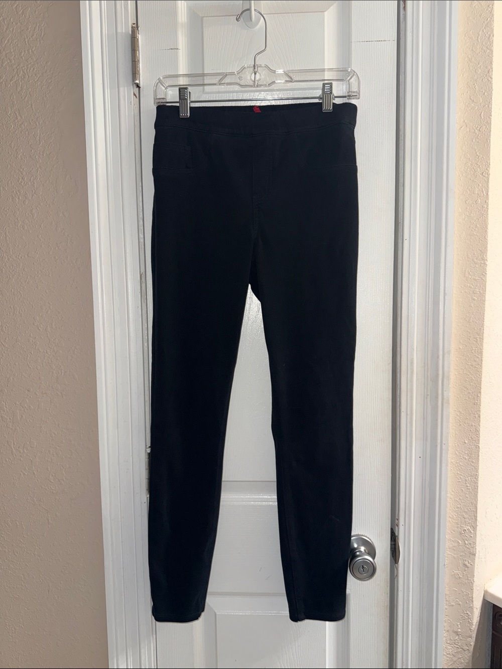 Spanx Size Small Pull On Black Skinny Jeans